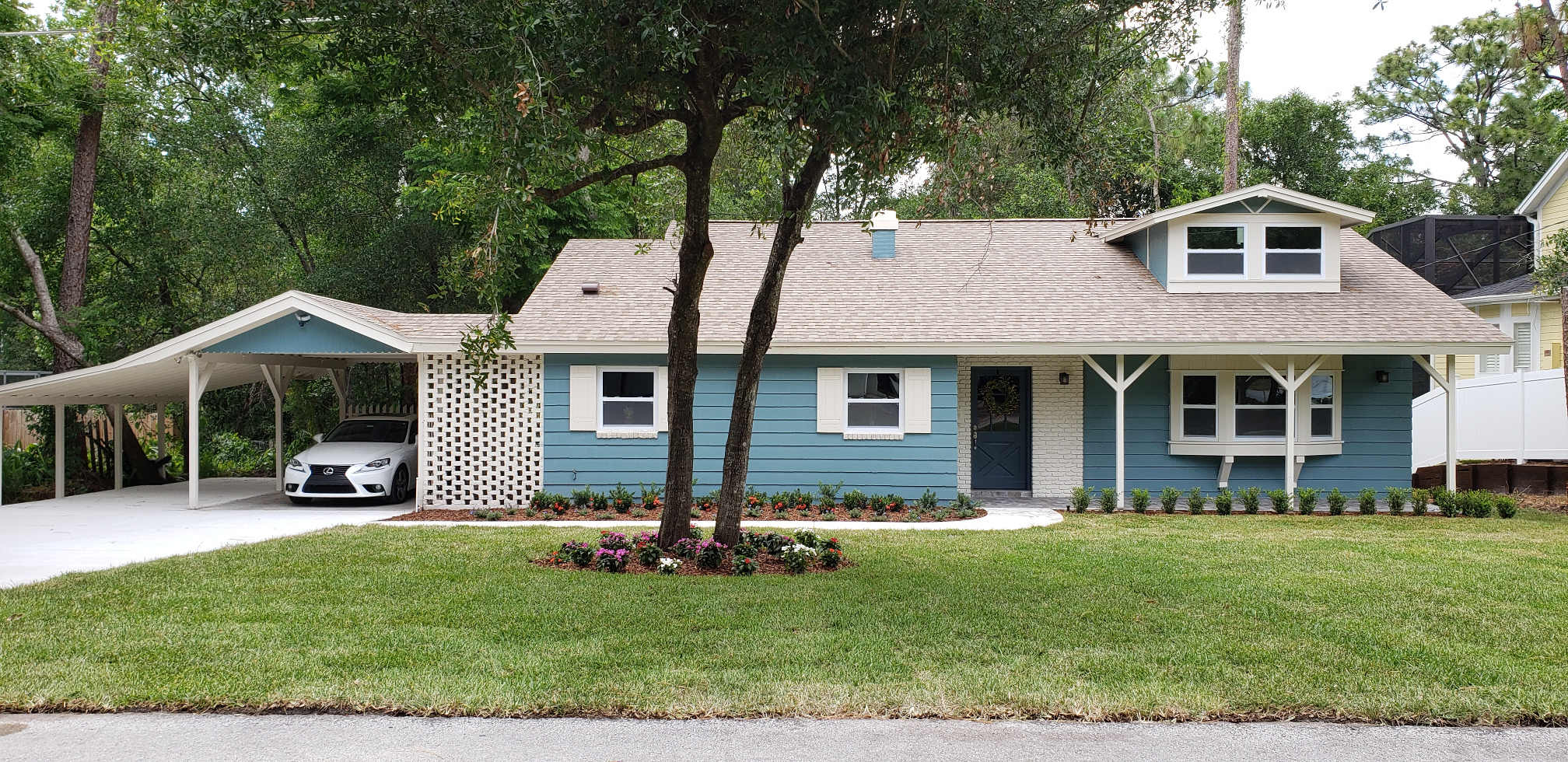 We bought this Blue House in Altamonte Springs